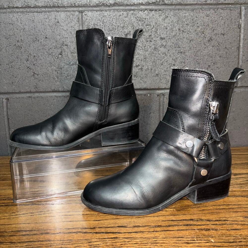 Marc Fisher Women’s 6.5 Black Leather Ankle Boots Biker Harness Buckle